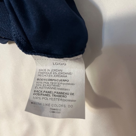 Mens Under Armour dri-fit tshirt. New - Picture 3 of 3